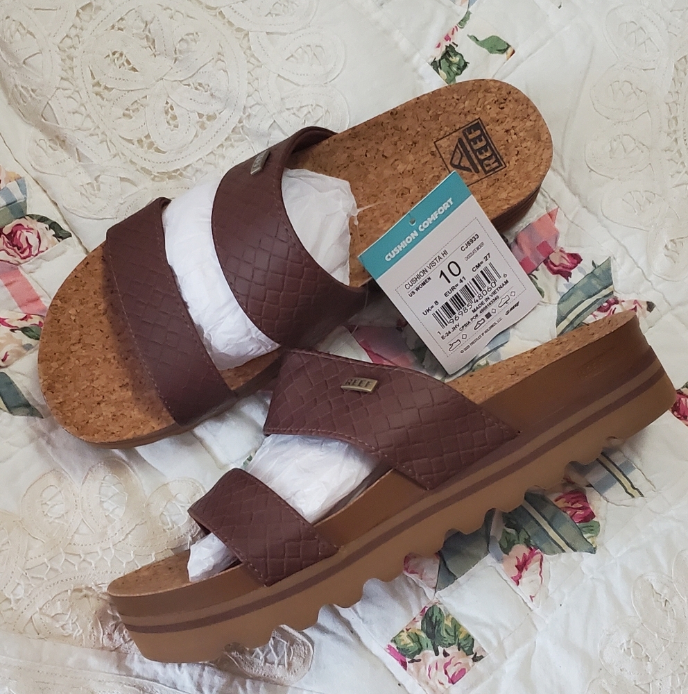 Teva Brown Sandals - Picture 6 of 14